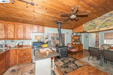 Kitchen - 891 Salt Flat Rd, Lewiston, CA 96052 photo 3 of 4