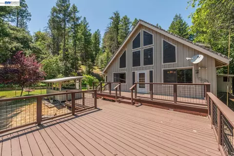 Exterior - 891 Salt Flat Rd, Lewiston, CA 96052 photo 14 of 18