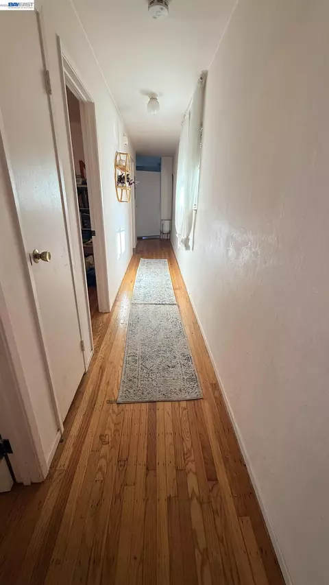 Entry Way - 1536 Carleton St, Berkeley, CA 94703 photo 1 of 3