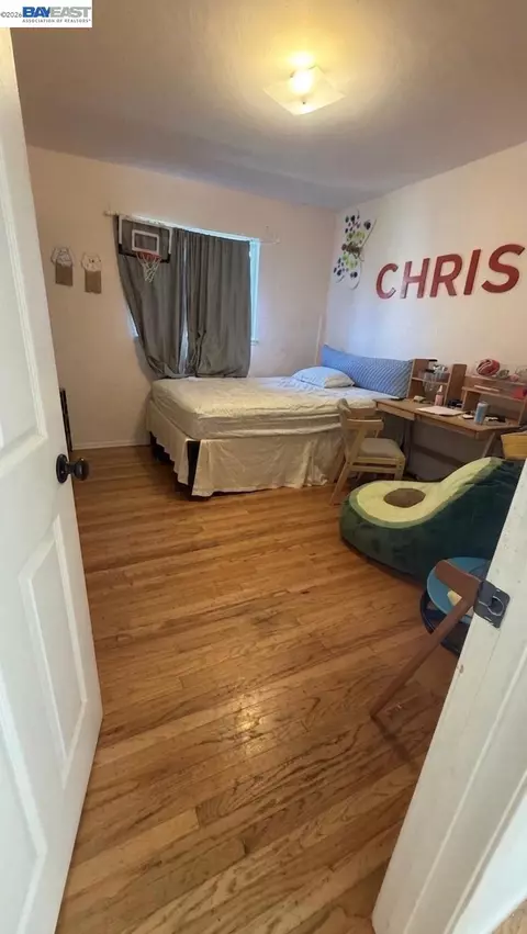 Bedroom - 1536 Carleton St, Berkeley, CA 94703 photo 1 of 6