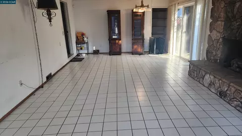 Living - 2 Echo Cir, Antioch, CA 94509 photo 8 of 9
