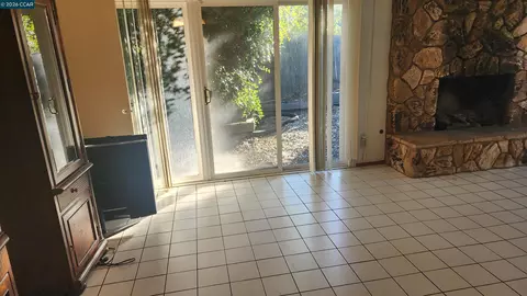 Living - 2 Echo Cir, Antioch, CA 94509 photo 7 of 9