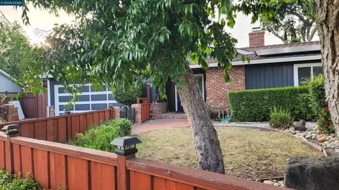 Exterior - 2 Echo Cir, Antioch, CA 94509 photo 7 of 22