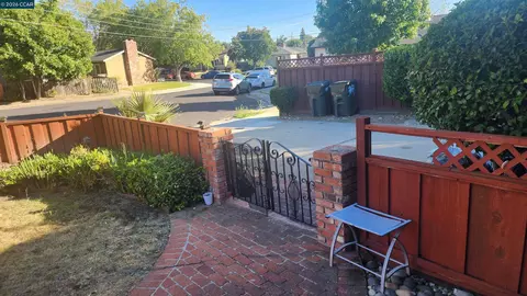 Exterior - 2 Echo Cir, Antioch, CA 94509 photo 10 of 22