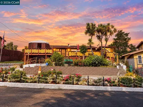 694 Renfrew Rd, El Sobrante, CA 94803