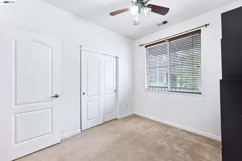 Bedroom - 655 Veranda Cir, Hayward, CA 94541 photo 1 of 8