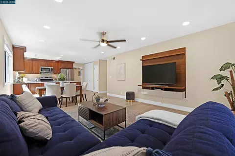 Living - 864 Kizer St, Milpitas, CA 95035 photo 4 of 4