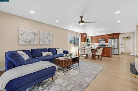 Living - 864 Kizer St, Milpitas, CA 95035 photo 3 of 4
