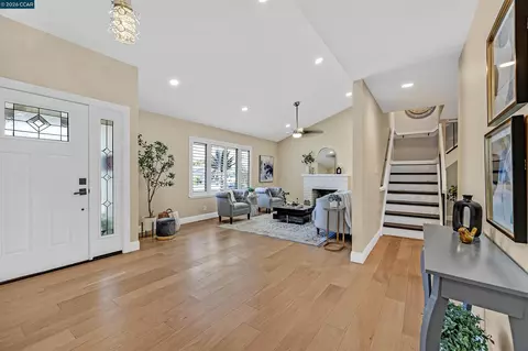 Entry Way - 864 Kizer St, Milpitas, CA 95035 photo 1 of 5