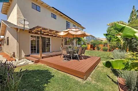 Exterior - 864 Kizer St, Milpitas, CA 95035 photo 7 of 11