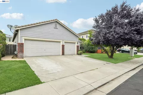 2547 Wesley Ln, Stockton, CA 95206