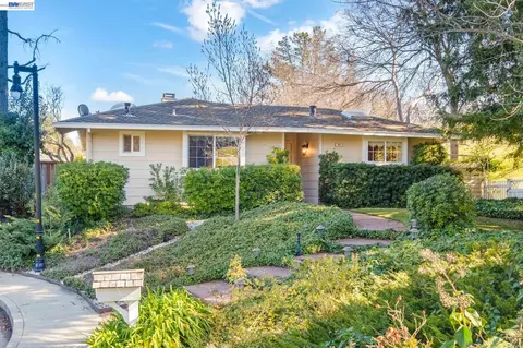 851 Luz Ct, Danville, CA 94526