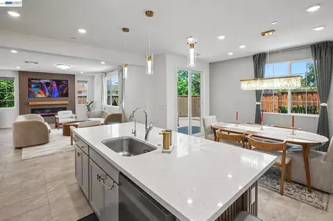 Kitchen - 5408 Mazant Loop, Antioch, CA 94531 photo 1 of 7