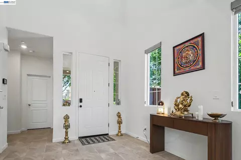 Entry Way - 5408 Mazant Loop, Antioch, CA 94531 photo 1 of 5