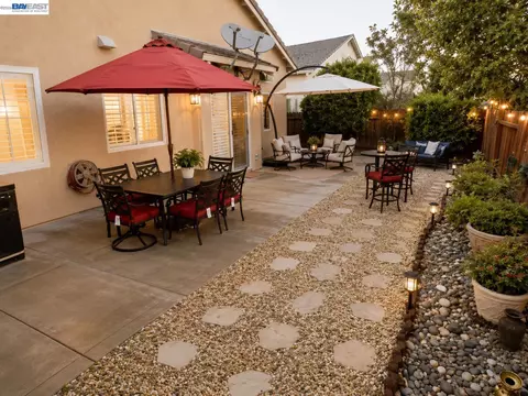 Exterior - 1356 Gentry Ln, Tracy, CA 95377 photo 3 of 3