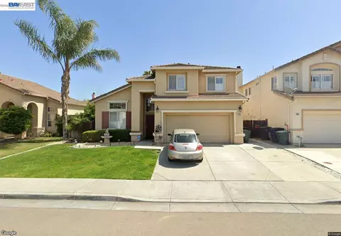 1356 Gentry Ln, Tracy, CA 95377