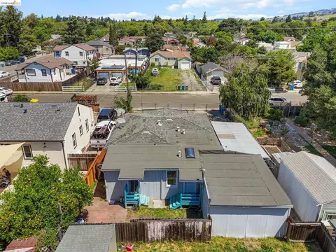 View/Area - 1715 Ohio St, Vallejo, CA 94590 photo 4 of 7