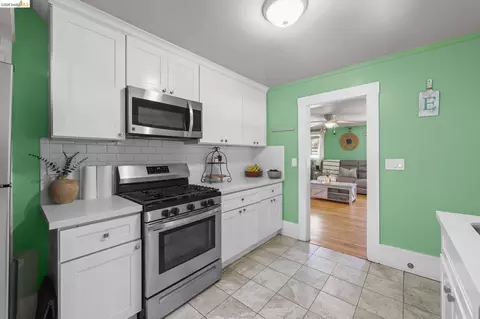 Kitchen - 1715 Ohio St, Vallejo, CA 94590 photo 1 of 2