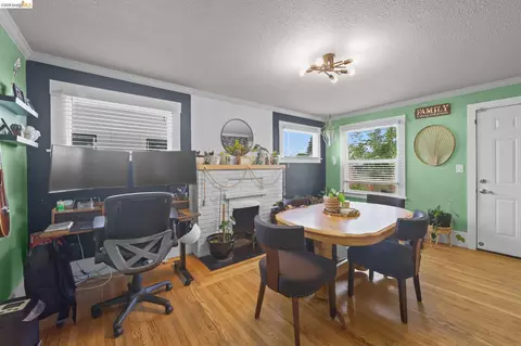 Dining - 1715 Ohio St, Vallejo, CA 94590 photo 2 of 4