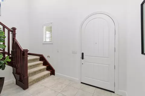 Entry Way - 2812 Mount Dana Dr, Dublin, CA 94568 photo 1 of 7