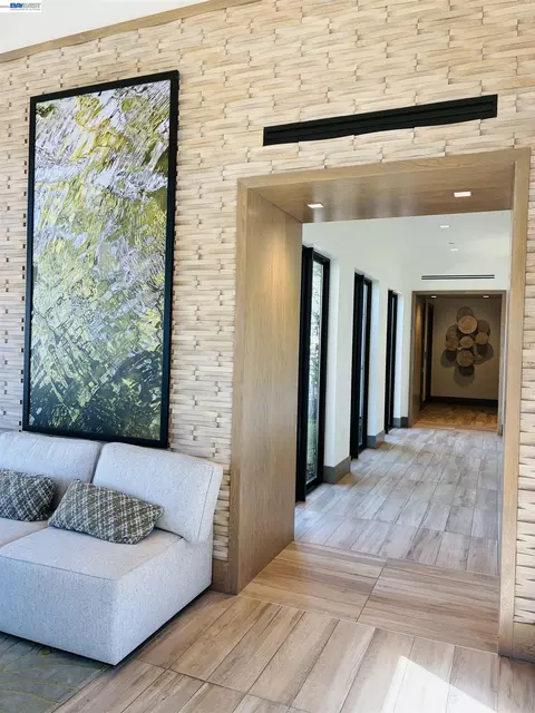 Entry Way - 2812 Mount Dana Dr, Dublin, CA 94568 photo 7 of 7