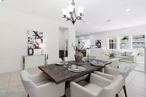 Dining - 2812 Mount Dana Dr, Dublin, CA 94568 photo 2 of 3