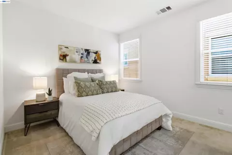 Bedroom - 2812 Mount Dana Dr, Dublin, CA 94568 photo 8 of 9