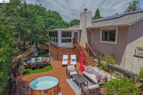 135 Saint Germain Ln, Pleasant Hill, CA 94523