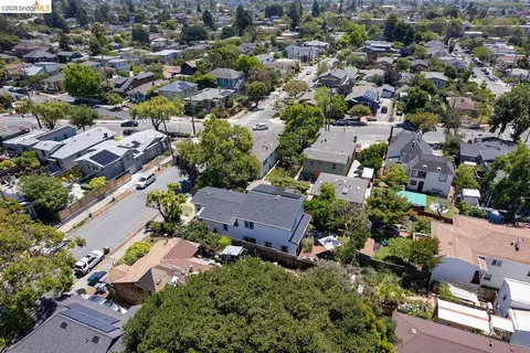 View/Area - 1470 Cornell Ave, Berkeley, CA 94702 photo 5 of 8