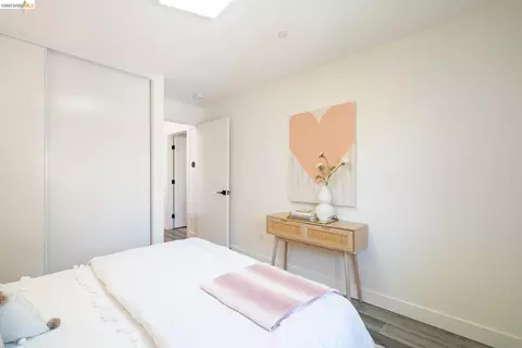 Bedroom - 1470 Cornell Ave, Berkeley, CA 94702 photo 6 of 7