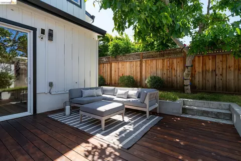 Exterior - 1470 Cornell Ave, Berkeley, CA 94702 photo 10 of 15
