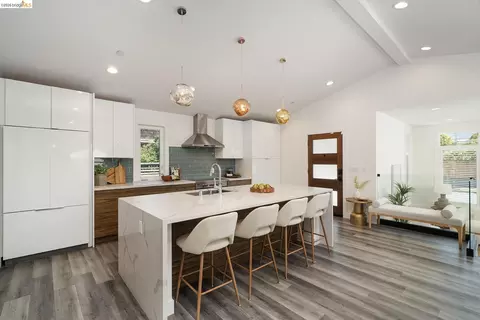 Kitchen - 1470 Cornell Ave, Berkeley, CA 94702 photo 4 of 4