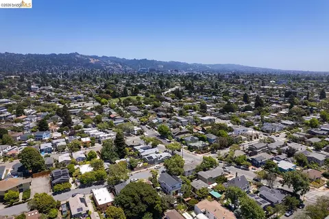 View/Area - 1470 Cornell Ave, Berkeley, CA 94702 photo 2 of 8