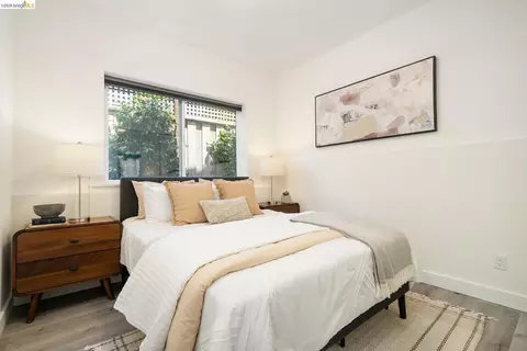 Bedroom - 1470 Cornell Ave, Berkeley, CA 94702 photo 7 of 7