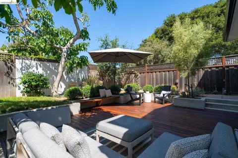 Exterior - 1470 Cornell Ave, Berkeley, CA 94702 photo 8 of 15