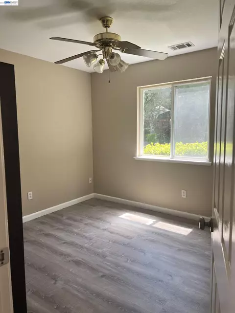 Bedroom - 1058 Junction Dr, Manteca, CA 95337 photo 1 of 3
