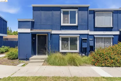 18 El Capitan Ln, Antioch, CA 94509