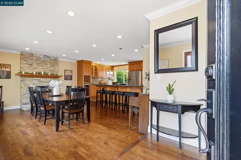 Entry Way - 491 Ewing Dr, Pleasanton, CA 94566 photo 2 of 3
