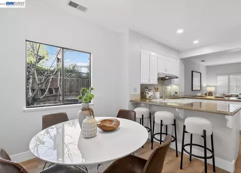 Dining - 455 Eagle Valley Way, Danville, CA 94506 photo 5 of 5