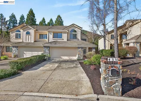 Exterior - 455 Eagle Valley Way, Danville, CA 94506 photo 2 of 10
