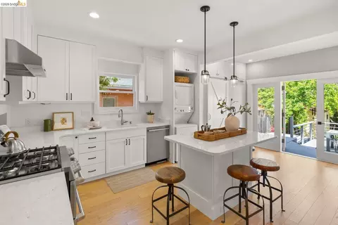 Kitchen - 1021 Colusa Ave, Berkeley, CA 94707 photo 1 of 2