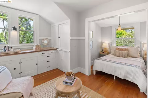 Bedroom - 1021 Colusa Ave, Berkeley, CA 94707 photo 2 of 5