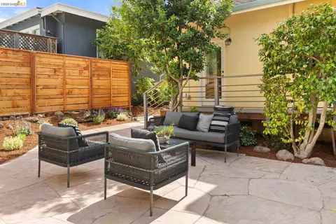 Exterior - 1021 Colusa Ave, Berkeley, CA 94707 photo 7 of 18