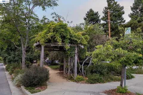 3039 Halcyon Ct, Berkeley, CA 94705 photo 39