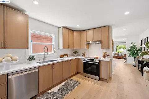 3039 Halcyon Ct, Berkeley, CA 94705 photo 15