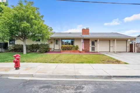 474 Jensen St, Livermore, CA 94550