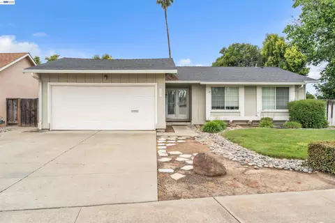 1290 Lakehurst Rd, Livermore, CA 94551