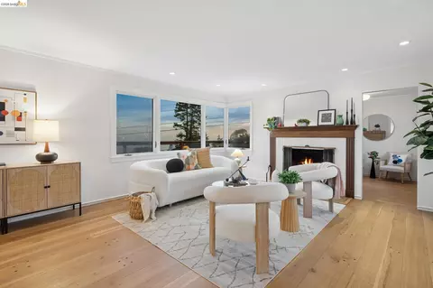 Living - 708 Grizzly Peak Blvd, Berkeley, CA 94708 photo 7 of 7
