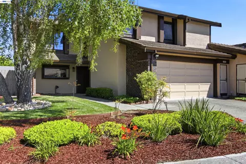 Exterior - 6010 Peppertree Ct, Newark, CA 94560 photo 4 of 9