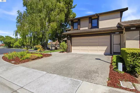 Exterior - 6010 Peppertree Ct, Newark, CA 94560 photo 2 of 9
